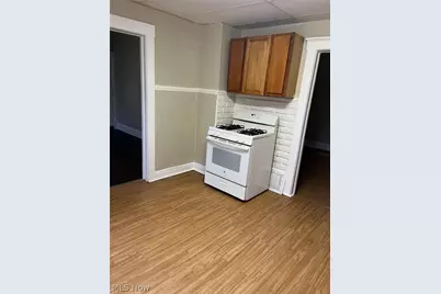 2314 Henninger Road, Loveland, OH 44109 - Photo 2