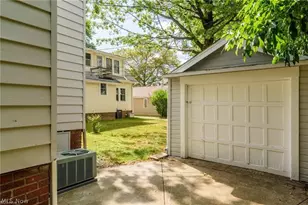 18119 Lakeshore Blvd, Loveland, OH 44119 - Photo 4