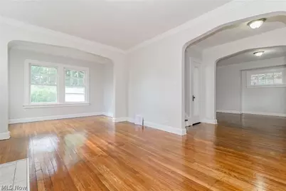18119 Lake Shore Boulevard, Loveland, OH 44119 - Photo 12
