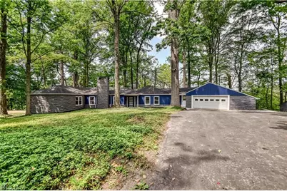 2531 Timberline Drive, Willoughby Hills, OH 44094 - Photo 2
