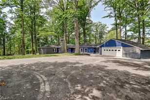 2531 Timberline Dr, Willoughby Hills, OH 44094 - Photo 4