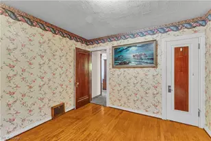 13019 Gilmore Ave, Loveland, OH 44135 - Photo 20