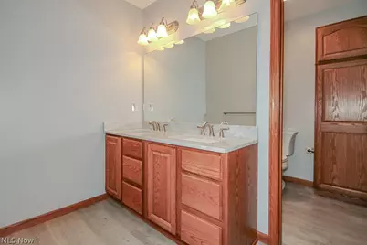 9323 Regency Woods Drive, Kirtland, OH 44094 - Photo 36