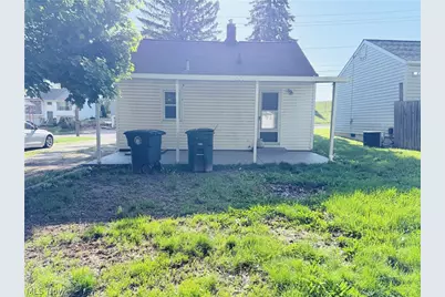 978 Kelly Avenue, Akron, OH 44306 - Photo 2