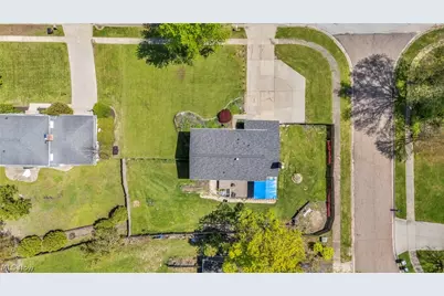 498 Bath Hills Boulevard, Akron, OH 44333 - Photo 10