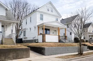 2093 13th St SW, Akron, OH 44314 - Photo 2