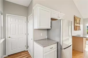 640 Southbay Dr, Wadsworth, OH 44281 - Photo 8