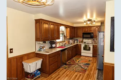 5960 Lasater Drive NW, Canton, OH 44718 - Photo 12