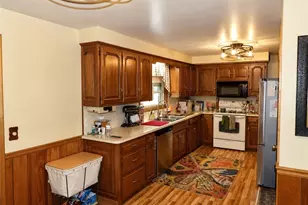 5960 Lasater Dr NW, Canton, OH 44718 - Photo 12