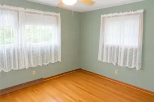 5960 Lasater Dr NW, Canton, OH 44718 - Photo 14
