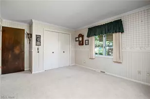 3516 Meadowbrook Dr, Lorain, OH 44053 - Photo 20