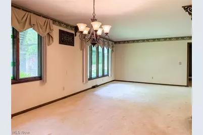 3516 Meadowbrook Drive, Lorain, OH 44053 - Photo 10