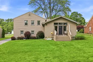 773 Wildwood Dr, Boardman, OH 44512 - Photo 2