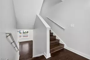 2282 W 5th St, Loveland, OH 44113 - Photo 6