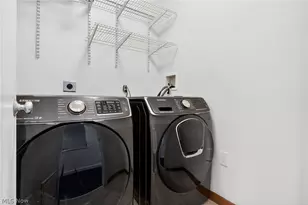 2282 W 5th St, Loveland, OH 44113 - Photo 24