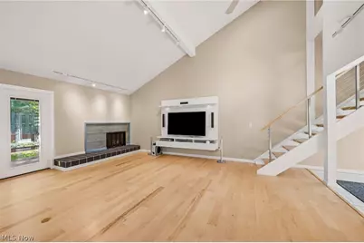 1376 Bobby Lane #32, Westlake, OH 44145 - Photo 6