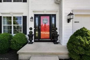 33275 Ambleside Dr, Avon Lake, OH 44012 - Photo 2