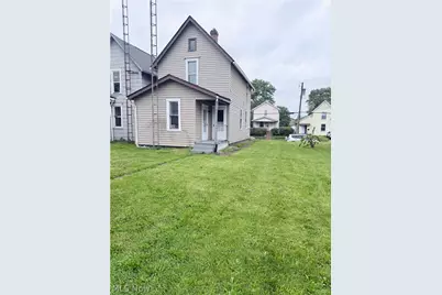 1511 Stark Avenue SW, Canton, OH 44706 - Photo 2