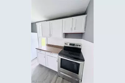 1511 Stark Avenue SW, Canton, OH 44706 - Photo 8