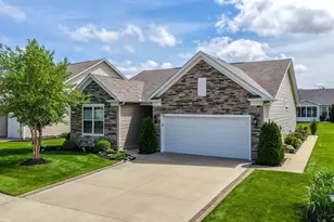 8081 Parkcroft Dr, Mentor, OH 44060 - Photo 2