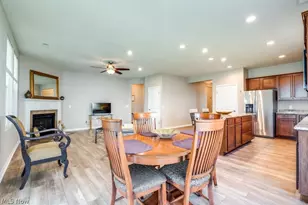 8081 Parkcroft Dr, Mentor, OH 44060 - Photo 10