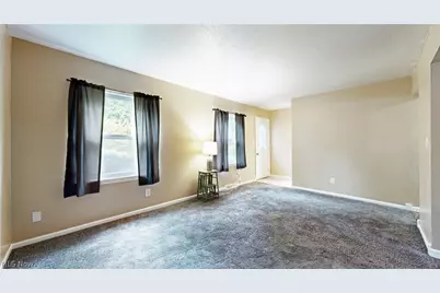 10540 Ravenna Road #14, Twinsburg, OH 44087 - Photo 8