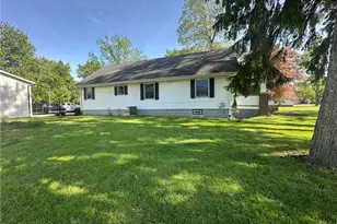 422 N Center St, LaGrange, OH 44050 - Photo 2