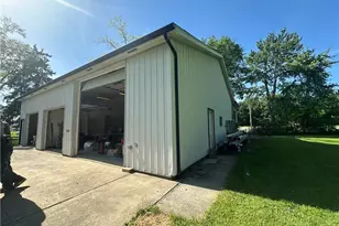 422 N Center St, LaGrange, OH 44050 - Photo 4
