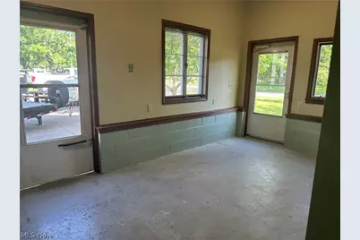 422 N Center Street, LaGrange, OH 44050 - Photo 6