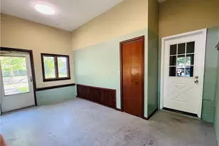 422 N Center St, LaGrange, OH 44050 - Photo 18