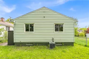 16605 Glenpark Ave, Loveland, OH 44128 - Photo 20