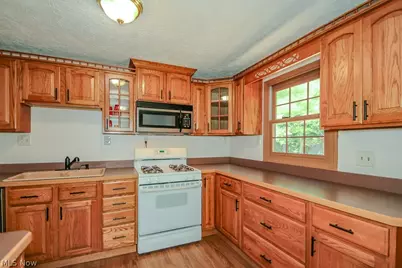 615 Trailwood Drive, Painesville, OH 44077 - Photo 6