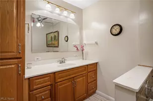 6560 Barton Rd, North Olmsted, OH 44070 - Photo 32