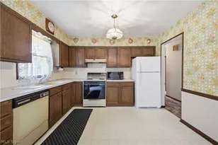 3531 Shirley Rd, Youngstown, OH 44502 - Photo 8