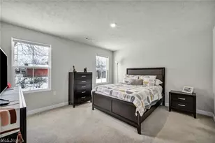 141 W Spring Dr, Elyria, OH 44035 - Photo 16