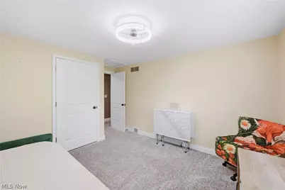 485 Grandview Avenue, Hubbard, OH 44425 - Photo 18