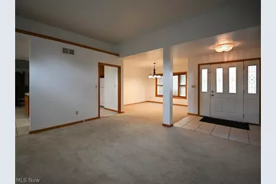 1499 Butterfield Circle, Niles, OH 44446 - Photo 2