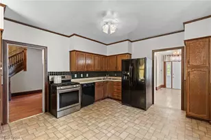 415 Whitely St, Bridgeport, OH 43912 - Photo 10