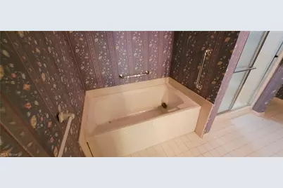 1745 Brookwood Drive, Akron, OH 44313 - Photo 14