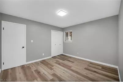 5597 Kenton Avenue, Maple Heights, OH 44137 - Photo 24