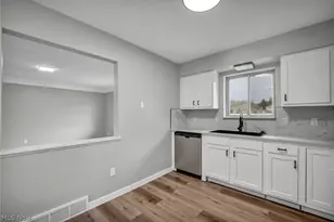 5597 Kenton Ave, Maple Heights, OH 44137 - Photo 10