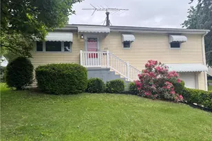 2265 S Hawkins Ave, Akron, OH 44314 - Photo 2