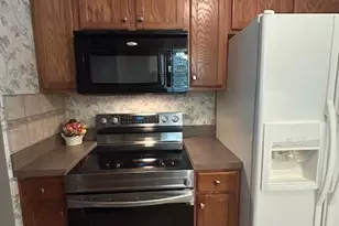 446 Rockledge Ln, Brunswick, OH 44212 - Photo 6