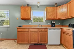 2610 Blenheim Ave, Alliance, OH 44601 - Photo 6