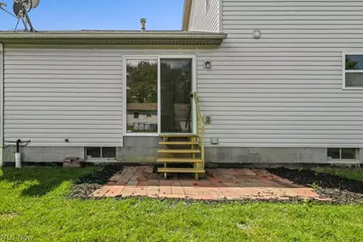 2610 Blenheim Avenue, Alliance, OH 44601 - Photo 32