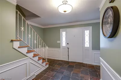 2295 Woodpark Road, Akron, OH 44333 - Photo 6