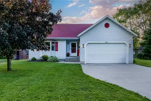 620 Walton St, Ravenna, OH 44266 - Photo 2