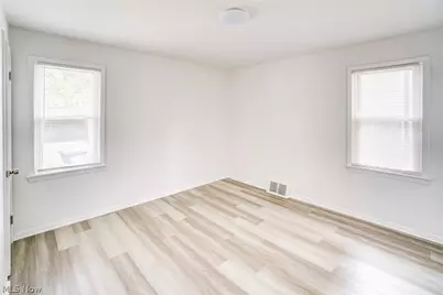 4407 Woodway Avenue, Parma, OH 44134 - Photo 22