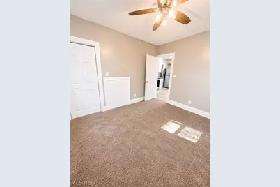 4006 E 41st Street, Newburgh Heights, OH 44105 - Photo 6
