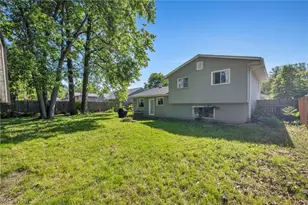 4621 Tanglewood Dr, Lorain, OH 44053 - Photo 34